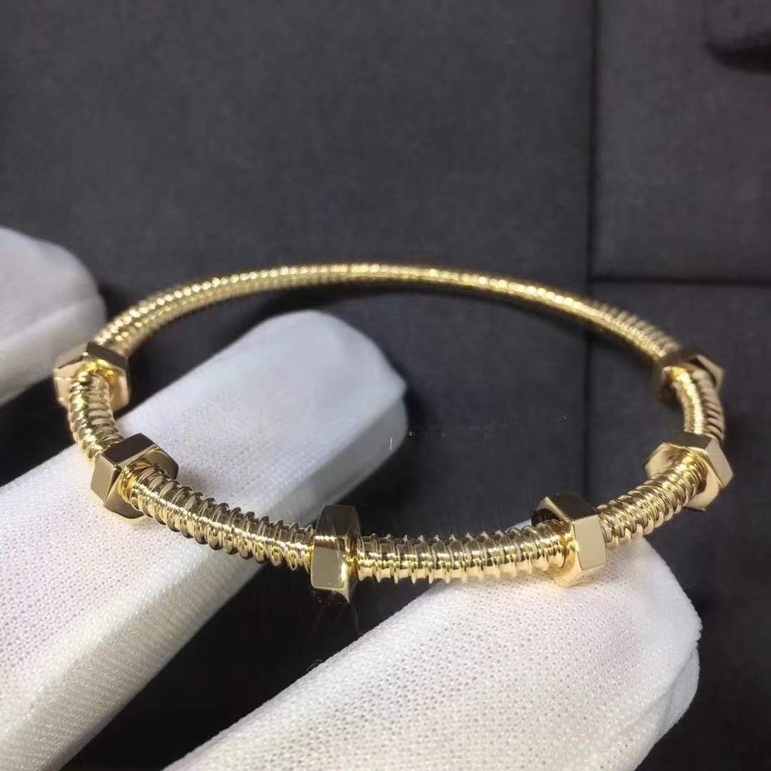 Designer Cartier 18K Yellow Gold Ecrou De Cartier Bracelet B6063817
