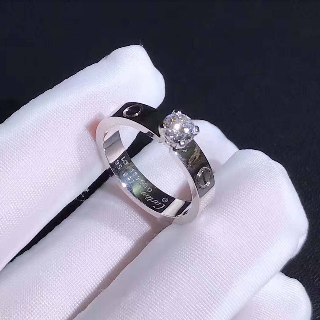Custom Made 18K White Gold Cartier Diamond Love Solitaire Ring N4723700