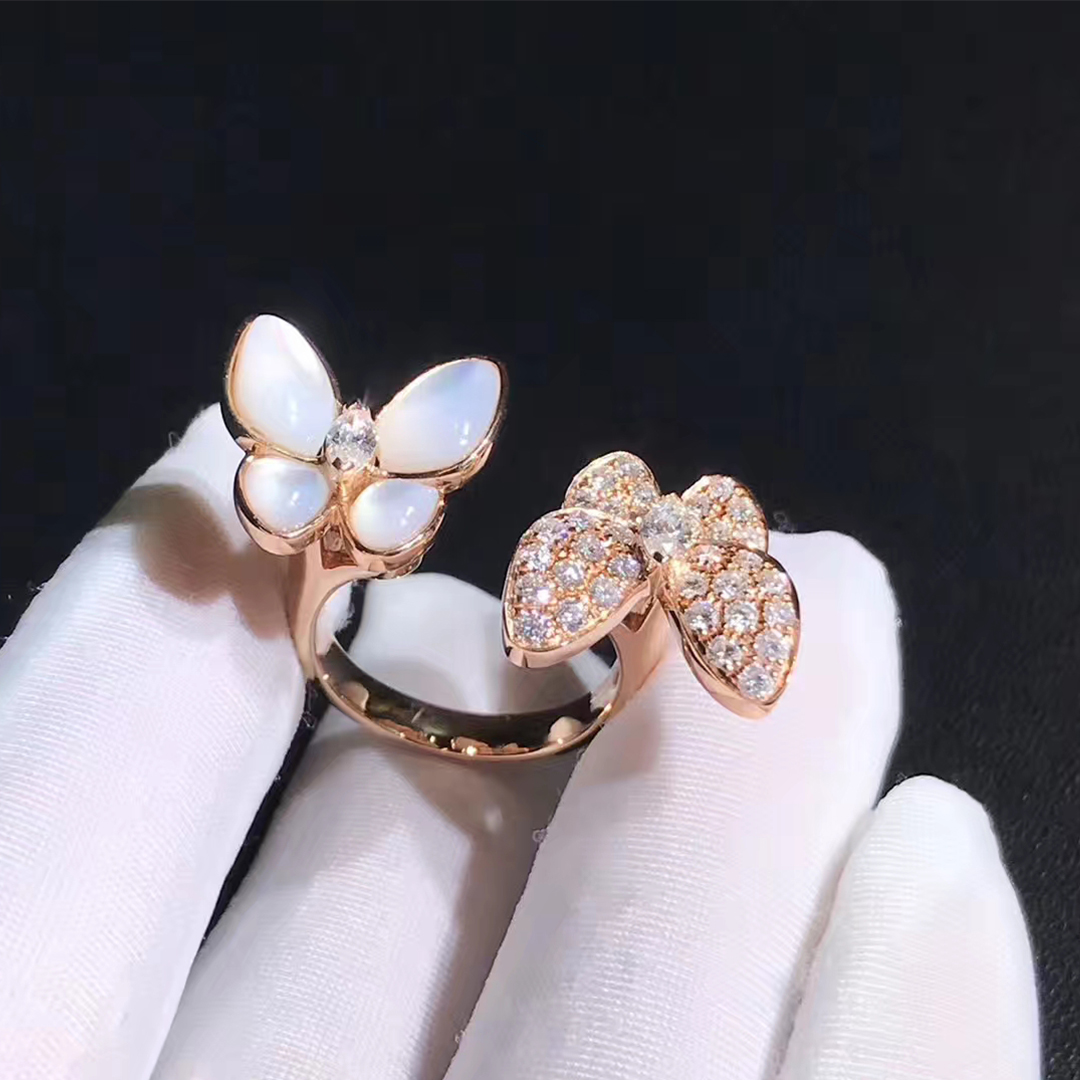 VCA 18k Rose Gold Diamond and Mother-of-pearl Two Butterfly Between the Finger Ring VCARO7AL00