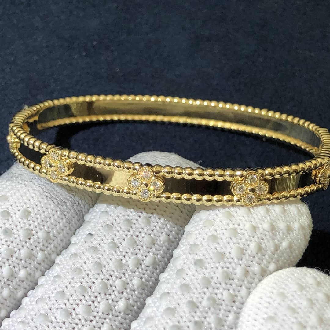 Van Cleef & Arpels 18k Yellow Gold Medium Model Perlée Sweet Clovers Diamonds Bracelet VCARP6X600