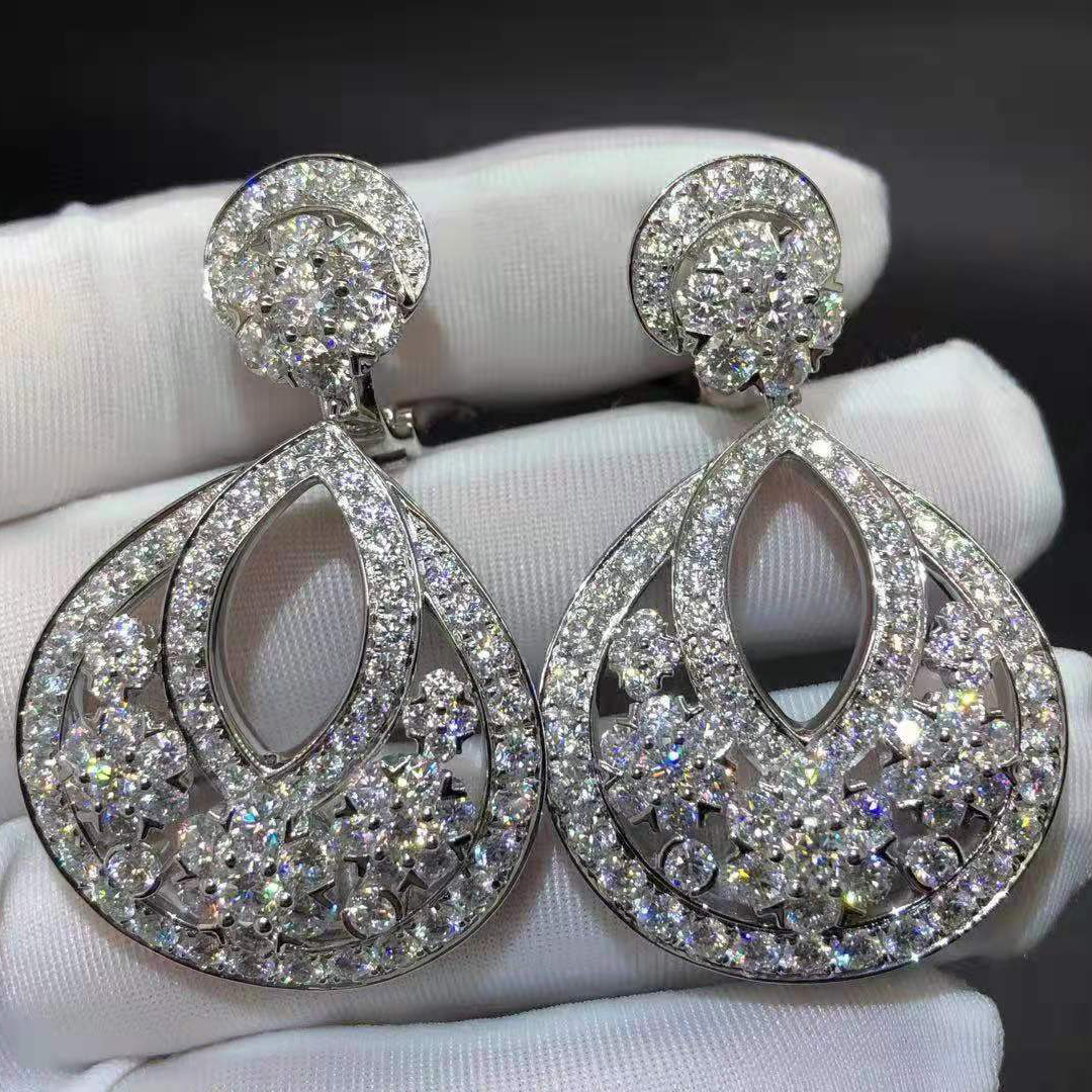 Van Cleef & Arpels Platinum Snowflake High Jewelry Large Model Diamond Earrings VCARO3RL00